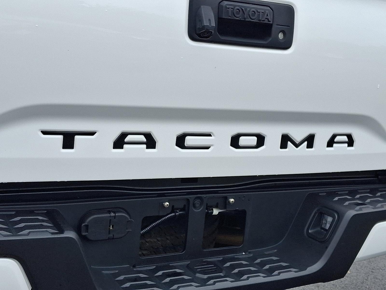2023 Toyota Tacoma 4WD 4WD SR Double Cab 5' Bed V6 AT (Natl)