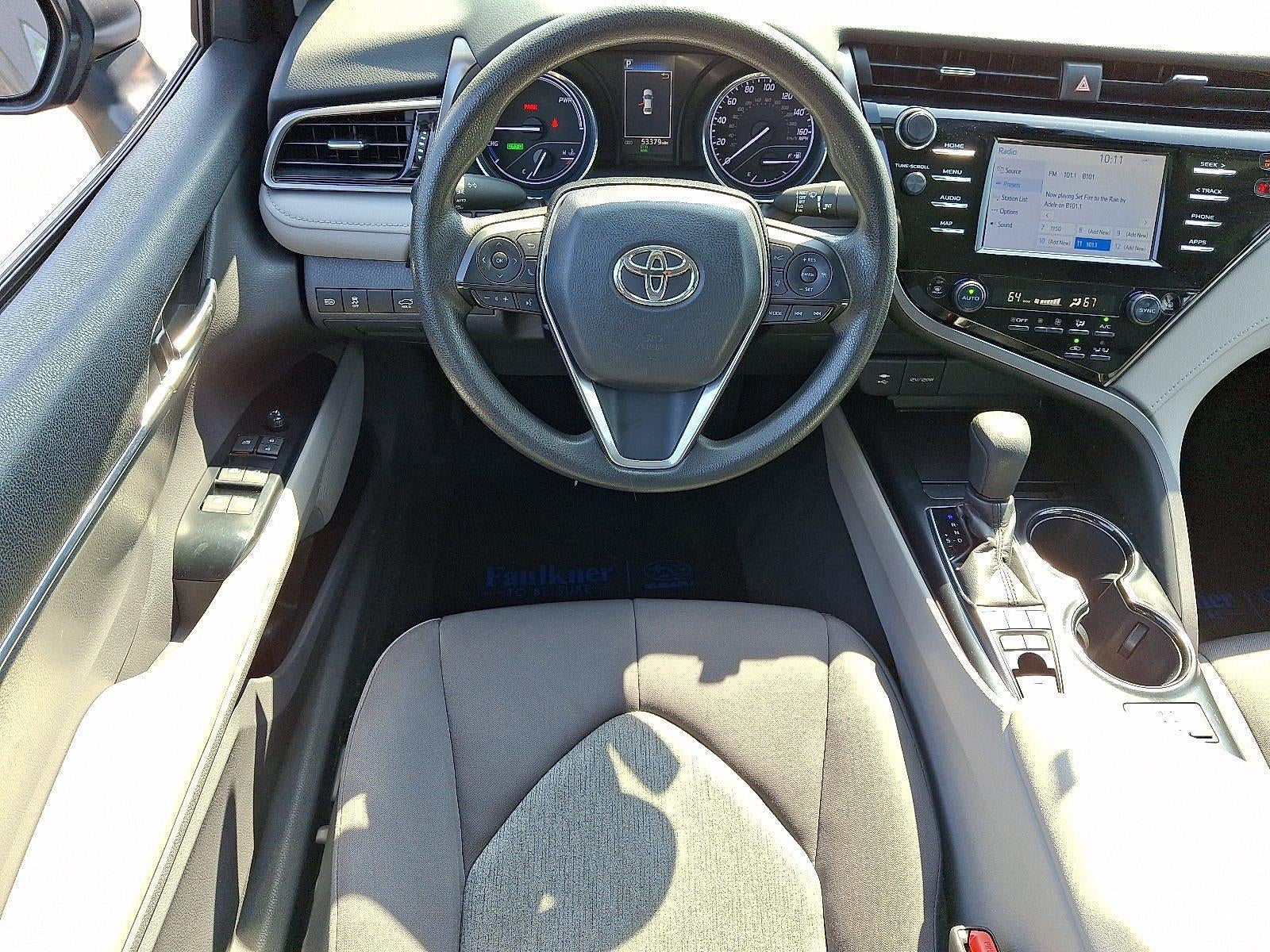 2019 Toyota Camry Hybrid LE CVT (Natl)