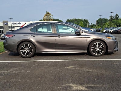 2020 Toyota Camry SE Auto AWD (Natl)