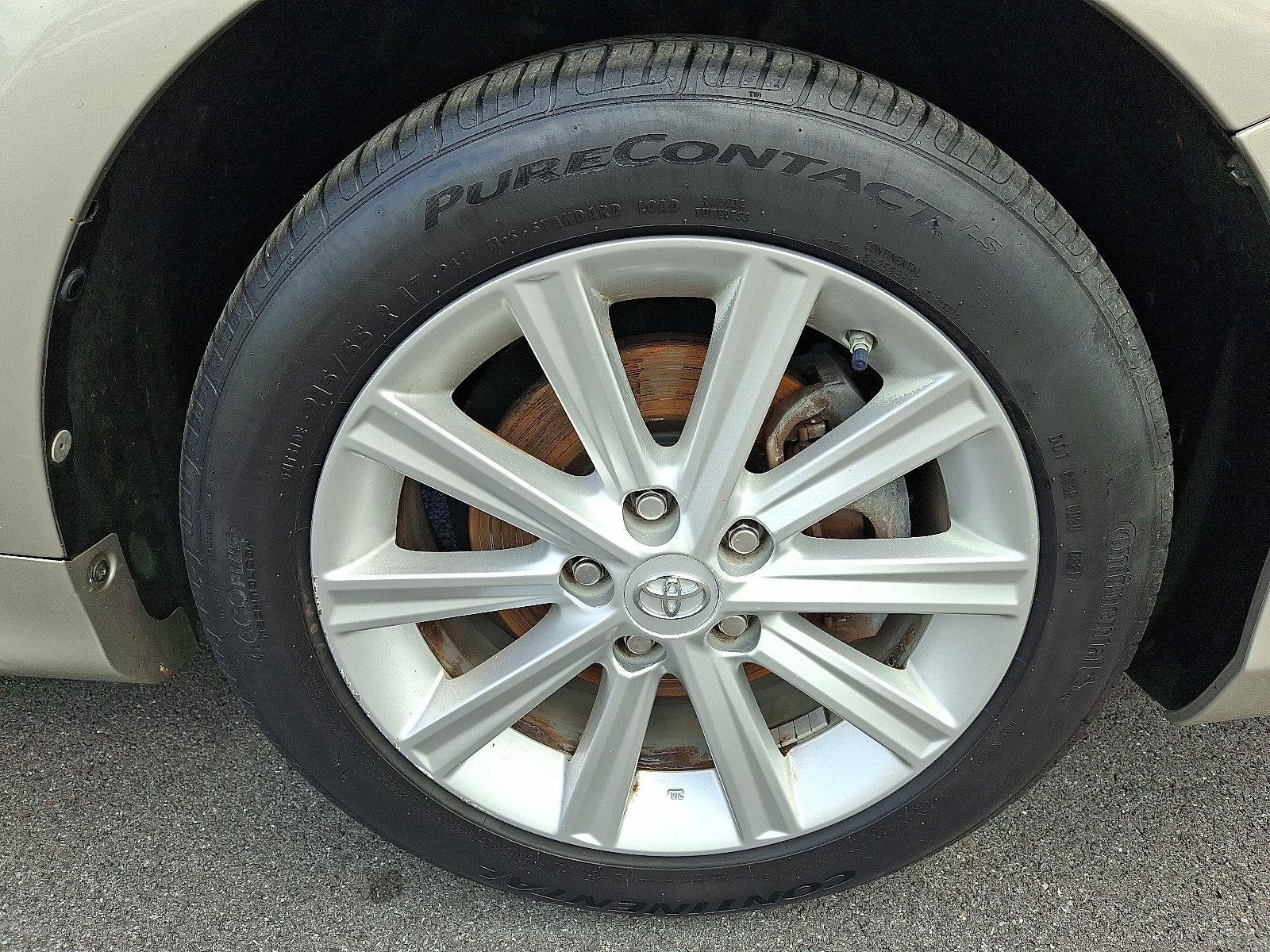 2013 Toyota Camry 4dr Sdn I4 Auto XLE (Natl)