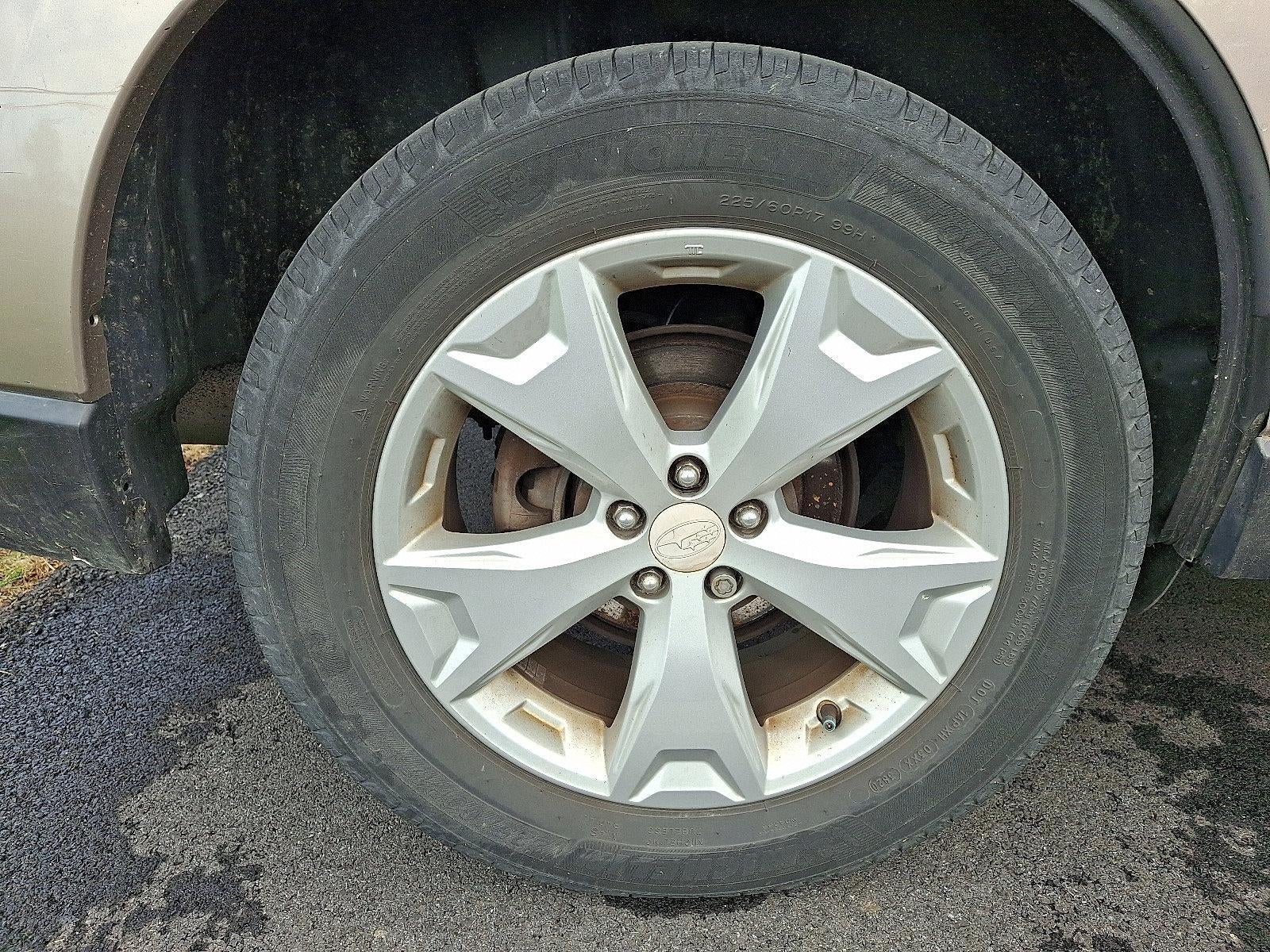2015 Subaru Forester 2.5i Premium CVT