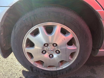 2004 Acura RL AT with Navigation System