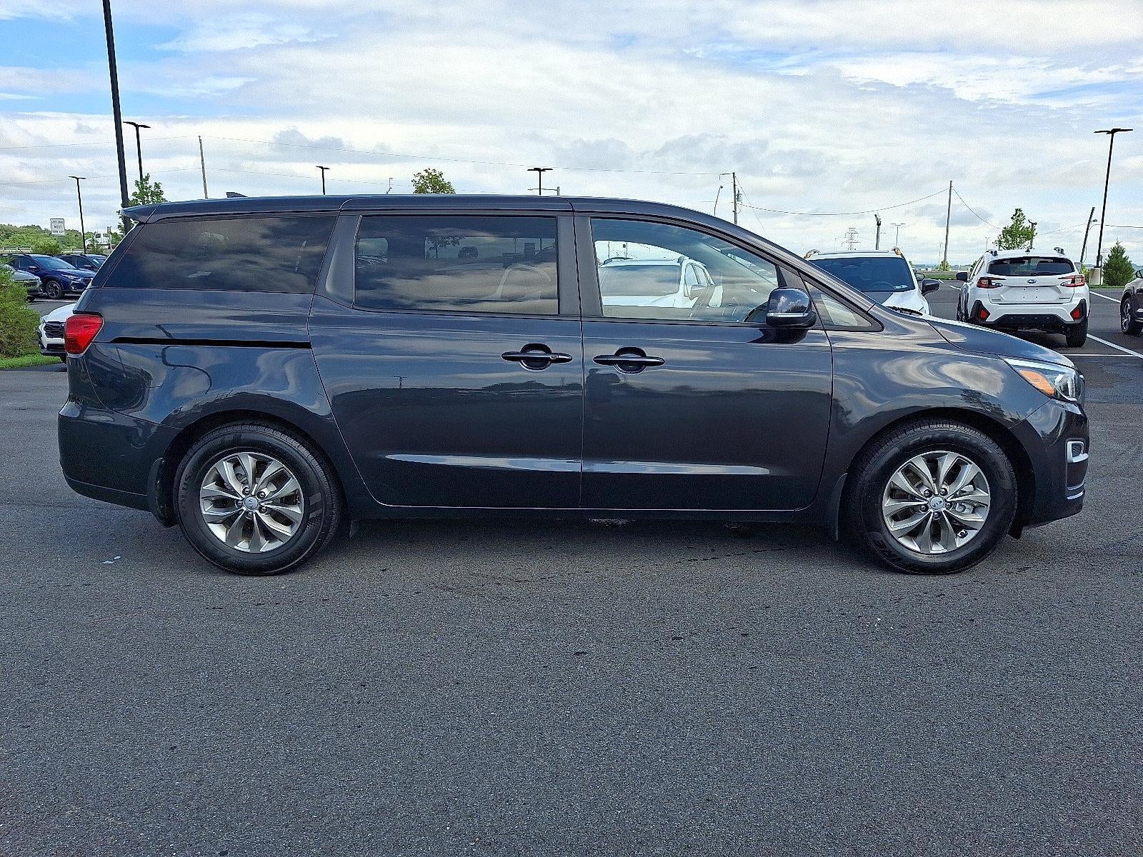 2019 Kia Sedona LX FWD