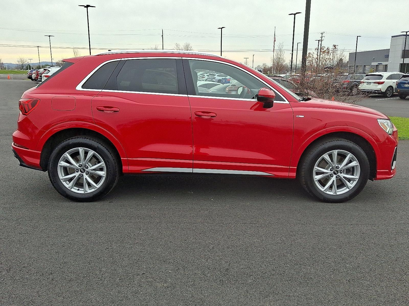 2023 Audi Q3 S line Premium Plus 45 TFSI quattro