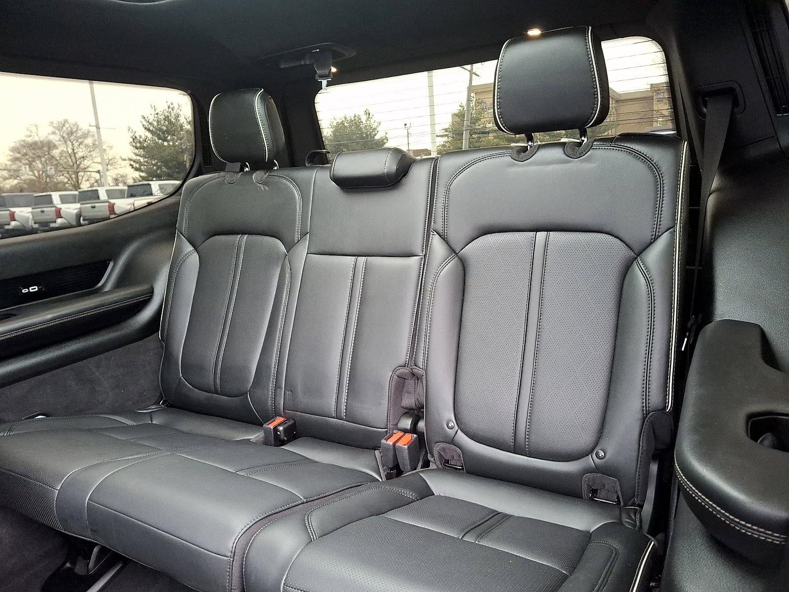 2024 Jeep Grand Wagoneer Series II Obsidian 4x4