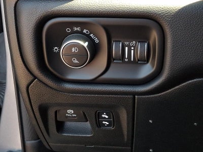 2021 RAM 1500 Laramie 4x4 Crew Cab 6'4" Box
