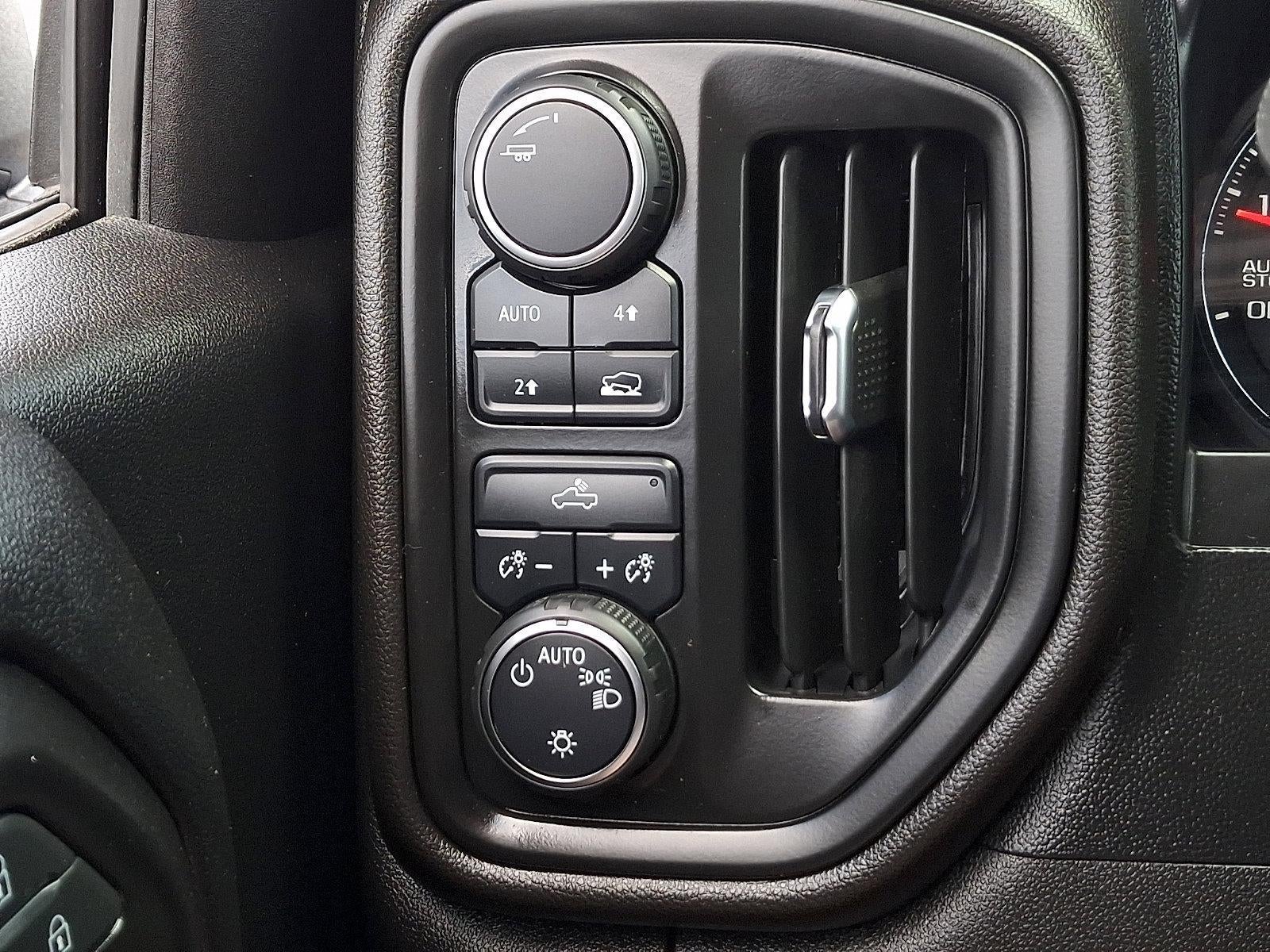 2021 Chevrolet Silverado 1500 Double Cab Standard Box 4-Wheel Drive Custom