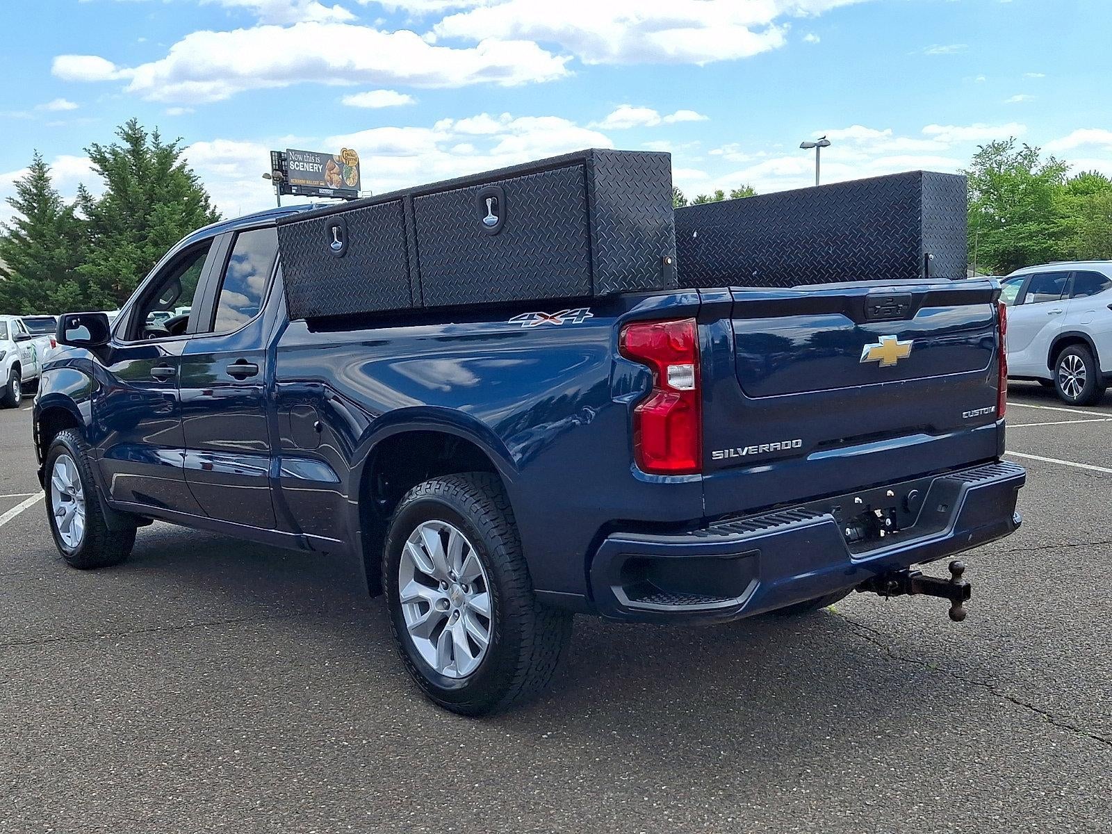 2021 Chevrolet Silverado 1500 Double Cab Standard Box 4-Wheel Drive Custom