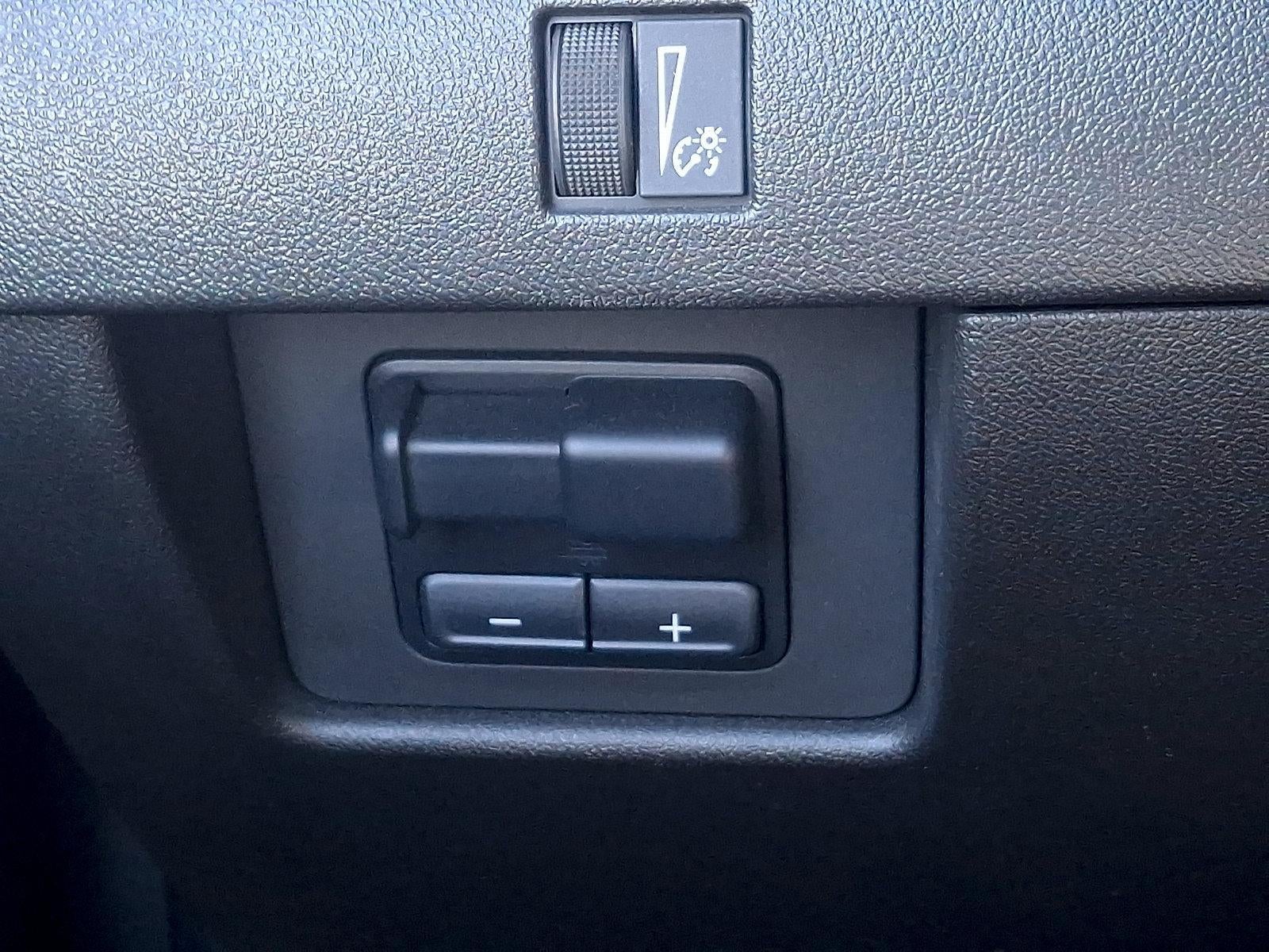 2024 GMC Canyon Crew Cab Short Box 4-Wheel Drive Denali
