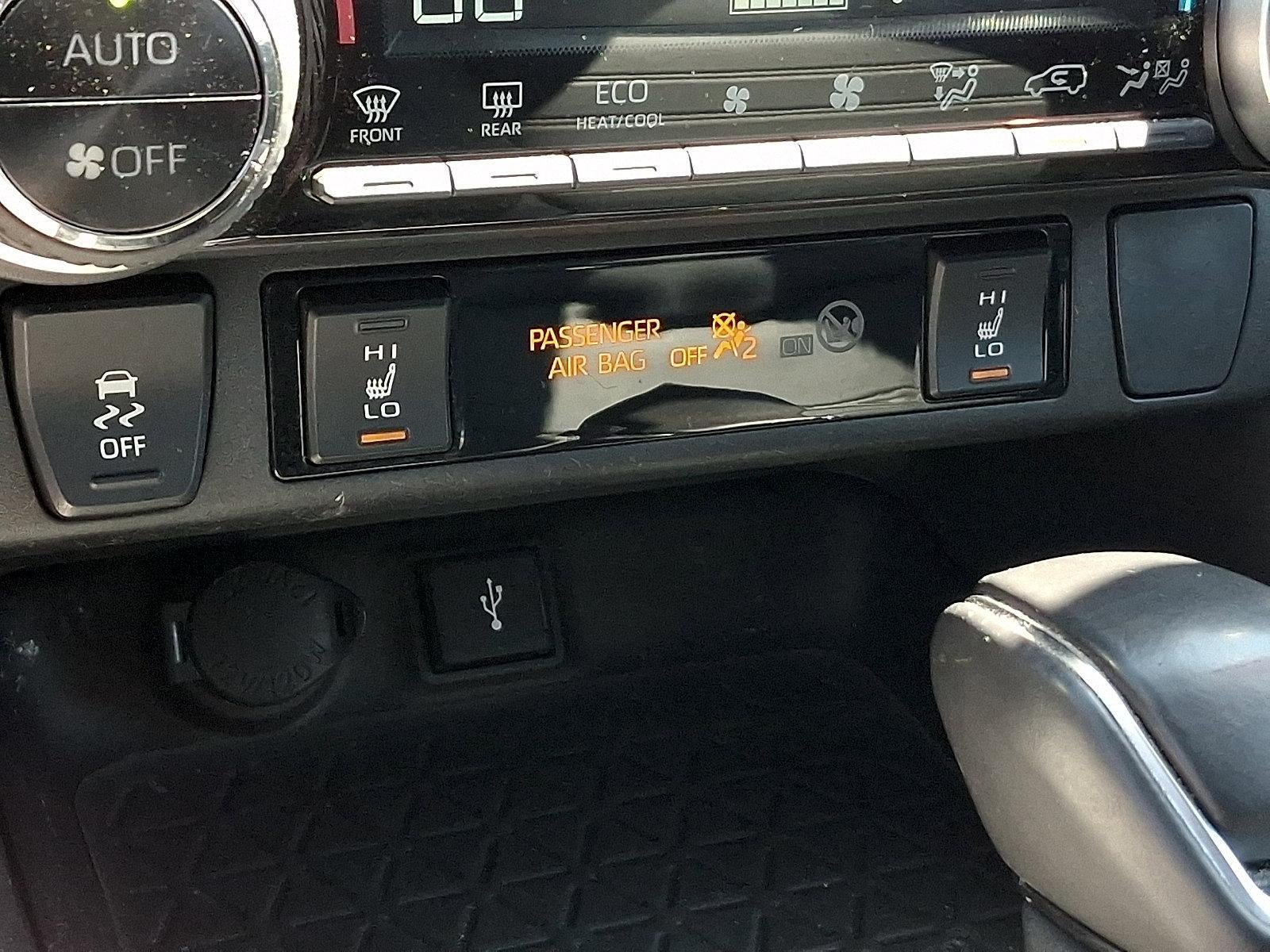 2022 Toyota RAV4 Hybrid XLE Premium AWD (Natl)