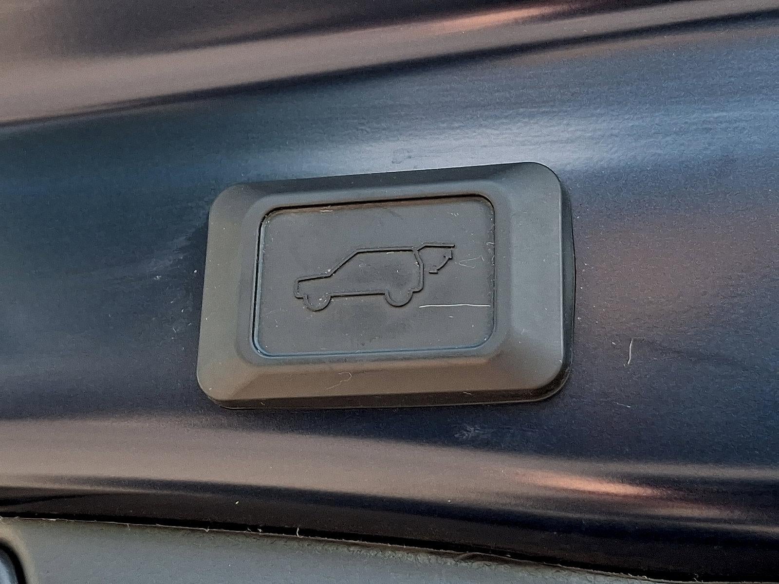2023 Toyota RAV4 Hybrid XLE Premium AWD (Natl)