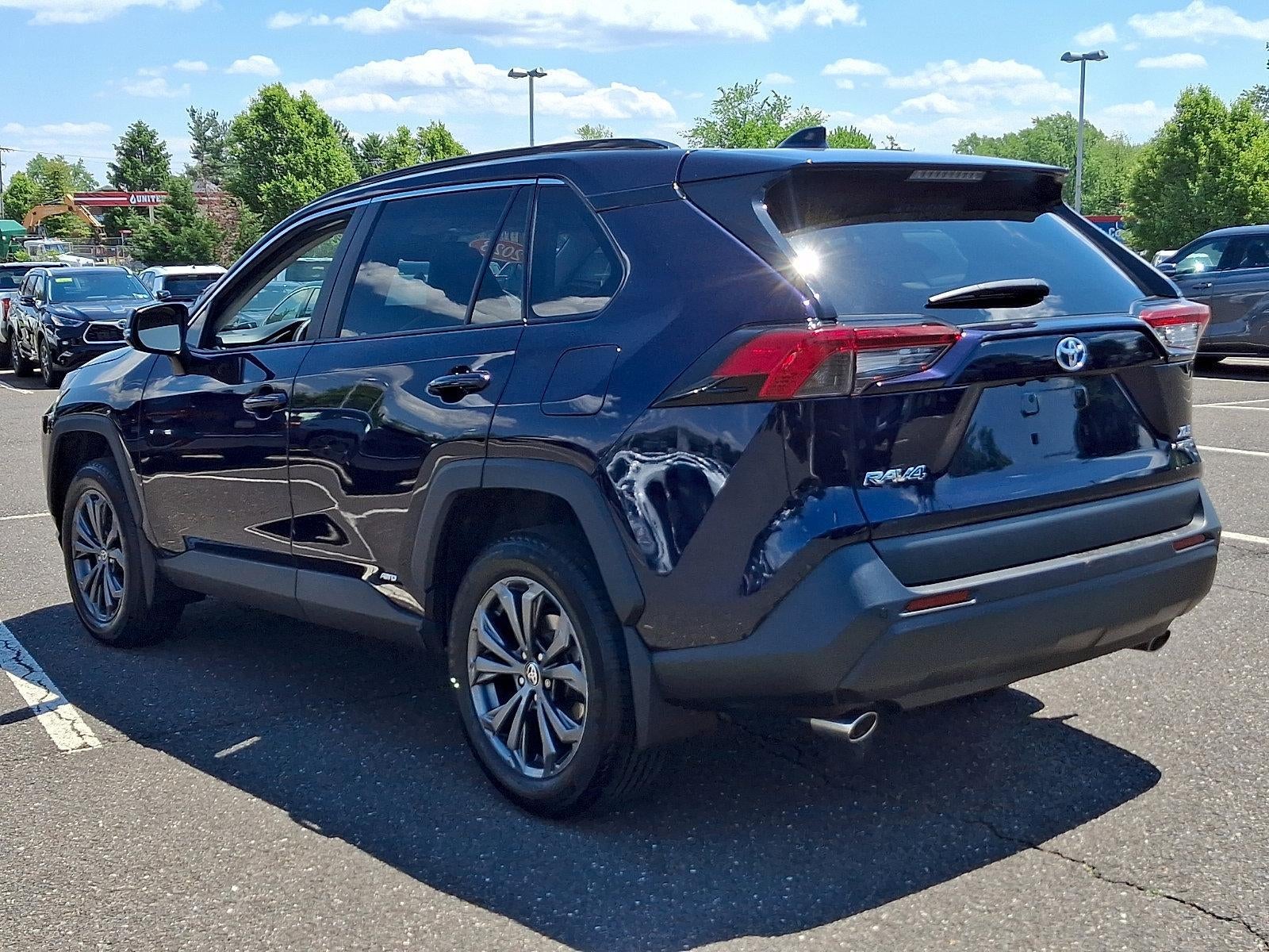 2023 Toyota RAV4 Hybrid XLE Premium AWD (Natl)