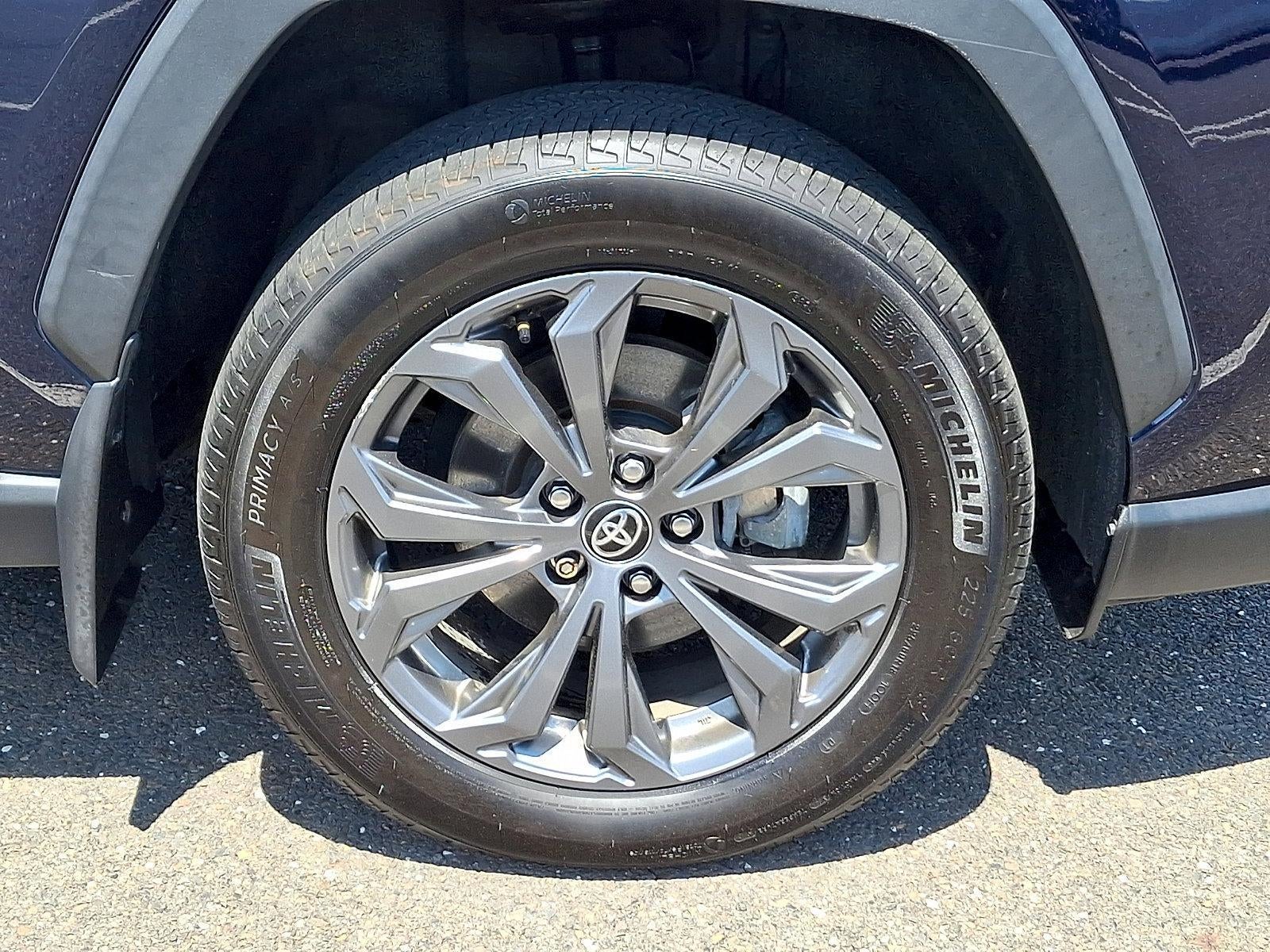 2023 Toyota RAV4 Hybrid XLE Premium AWD (Natl)