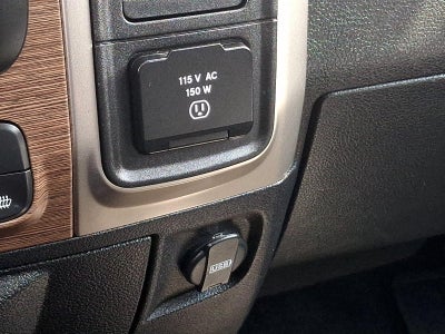 2014 RAM 2500 4WD Crew Cab 6.4 Ft Box Laramie