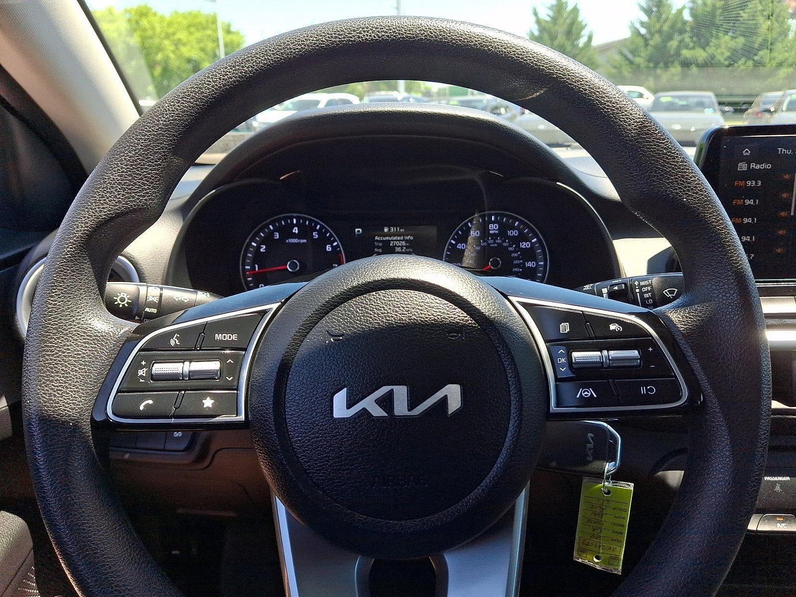 2024 Kia Forte LXS IVT