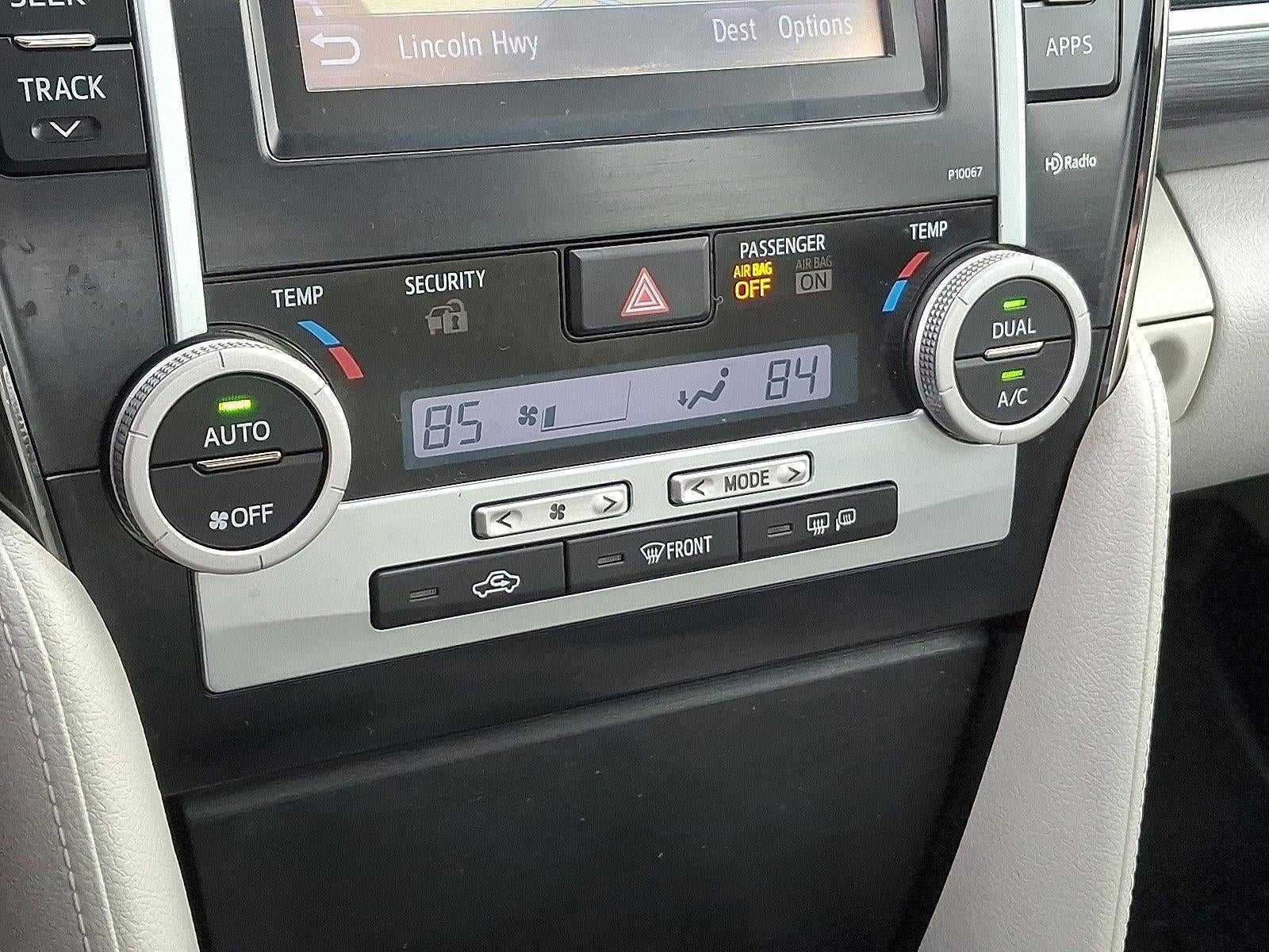 2012 Toyota Camry Hybrid 4dr Sdn XLE (Natl)