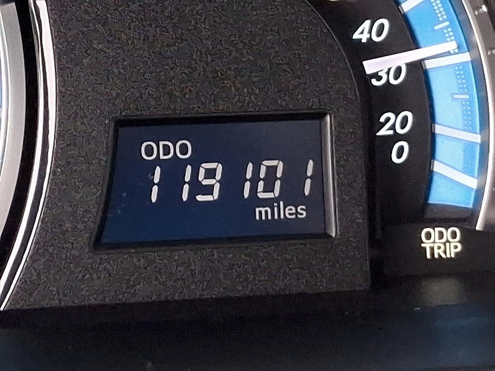 2012 Toyota Camry Hybrid 4dr Sdn XLE (Natl)