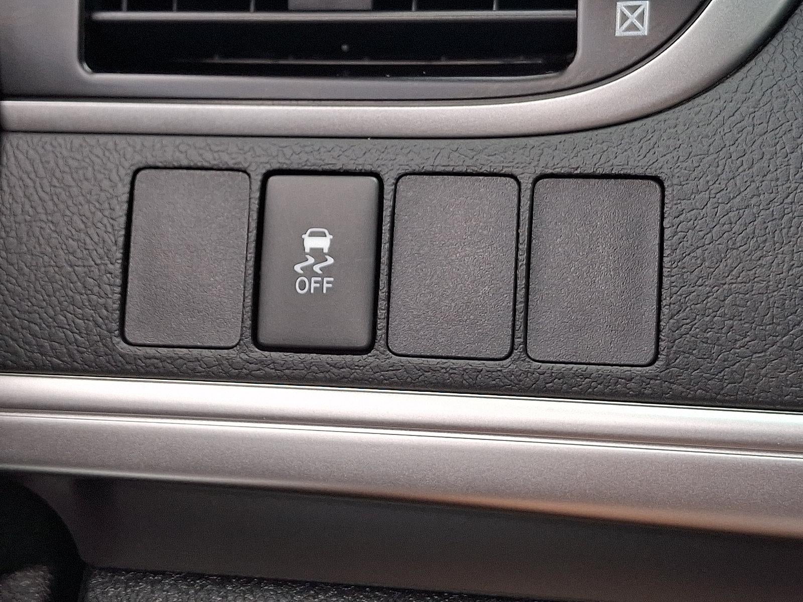 2014 Toyota Camry 2014.5 4dr Sdn I4 Auto SE (Natl)