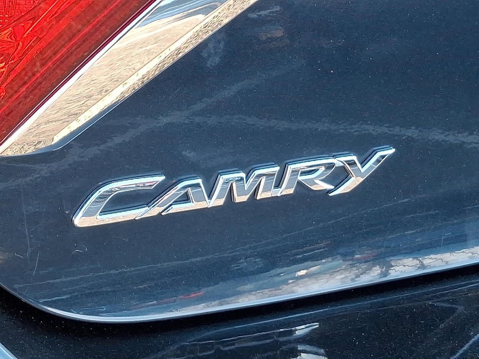 2017 Toyota Camry LE Auto (SE)