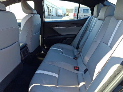 2025 Toyota Camry SE (SE)