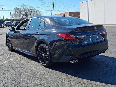 2025 Toyota Camry SE (SE)