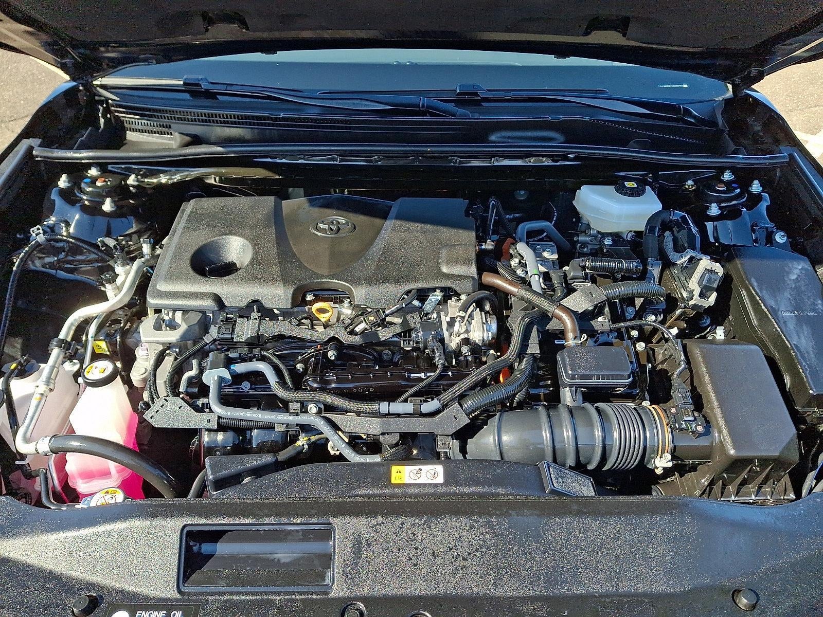 2025 Toyota Camry SE (SE)