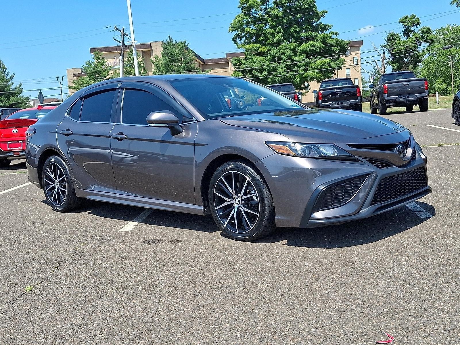 2024 Toyota Camry SE Auto (Natl)