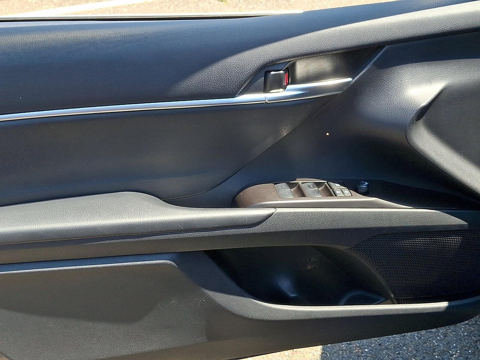 2024 Toyota Camry SE Auto (Natl)