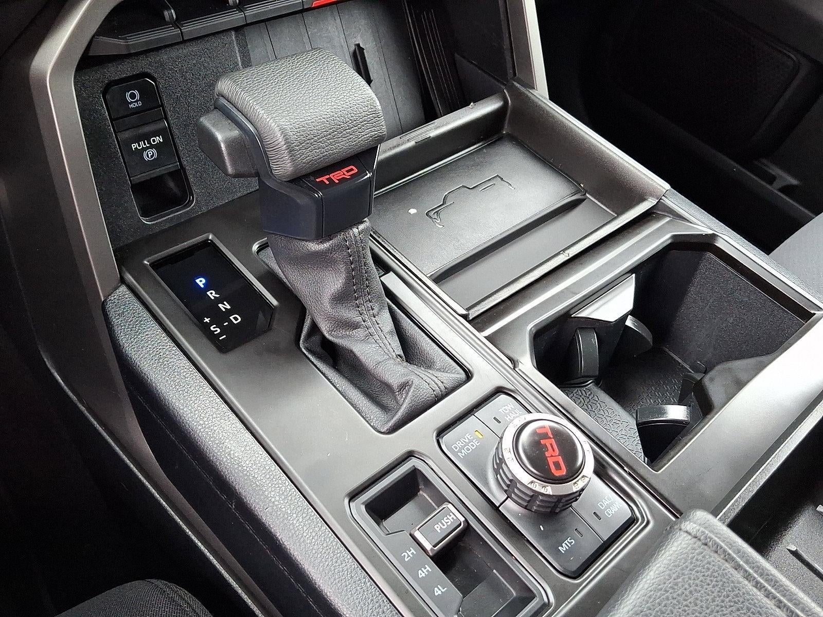 2022 Toyota Tundra 4WD 4WD SR5 CrewMax 5.5' Bed (SE)