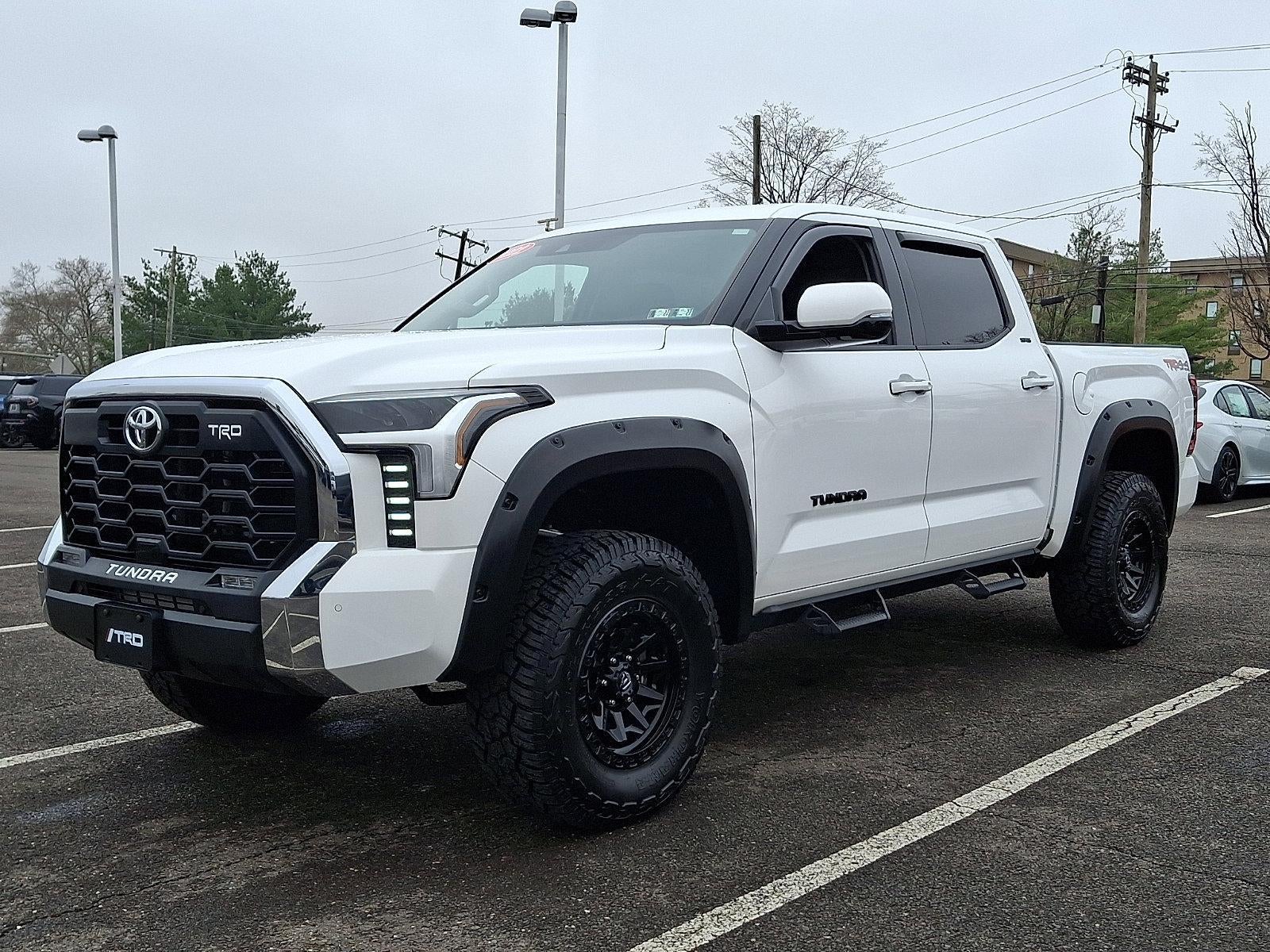 2022 Toyota Tundra 4WD 4WD SR5 CrewMax 5.5' Bed (SE)