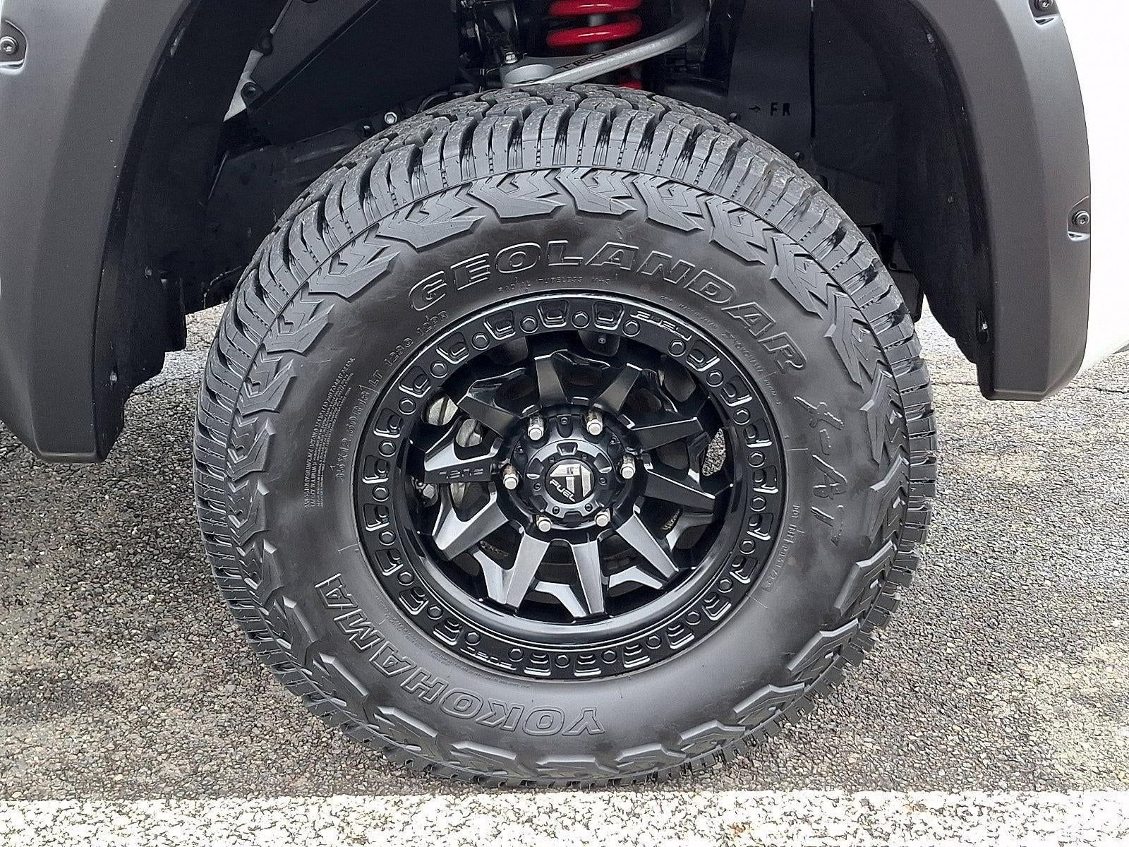 2022 Toyota Tundra 4WD 4WD SR5 CrewMax 5.5' Bed (SE)