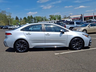 2023 Toyota Corolla SE CVT (Natl)