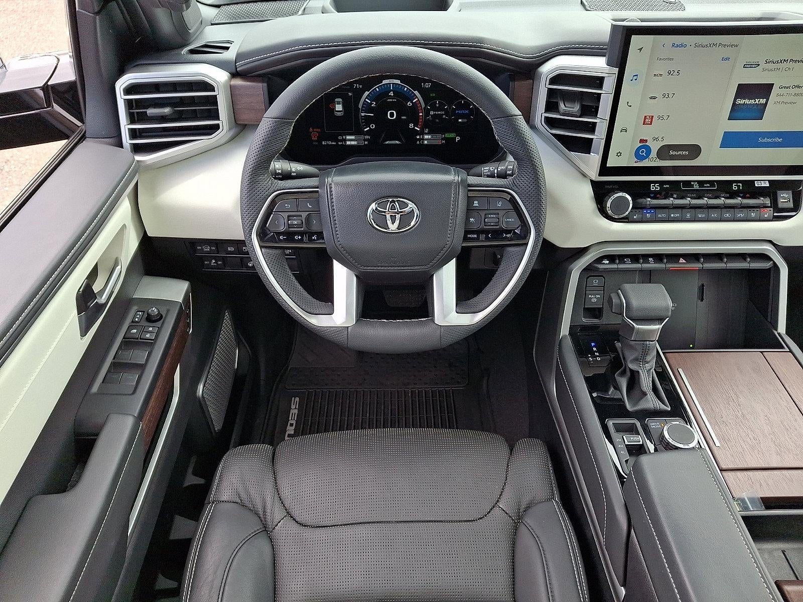 2025 Toyota Sequoia Capstone 4WD (Natl)