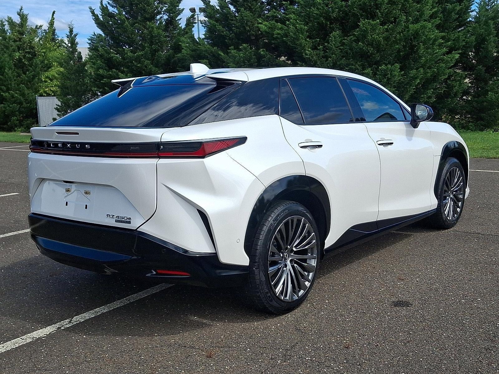 2023 Lexus RZ Luxury AWD