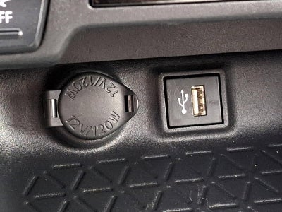 2023 Toyota RAV4 Hybrid XLE AWD (Natl)