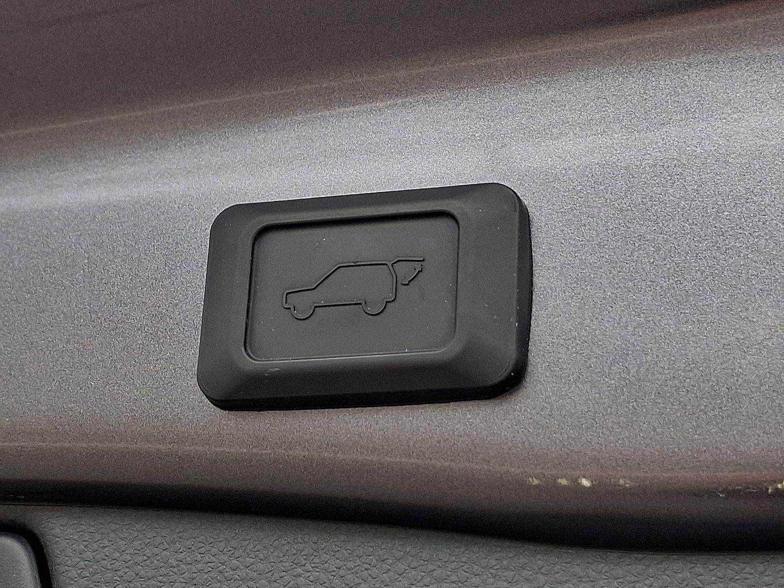 2023 Toyota RAV4 Hybrid XLE AWD (Natl)