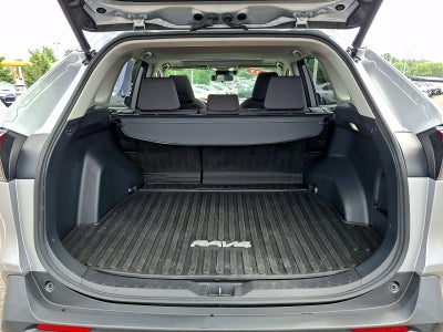 2023 Toyota RAV4 Hybrid XLE AWD (Natl)