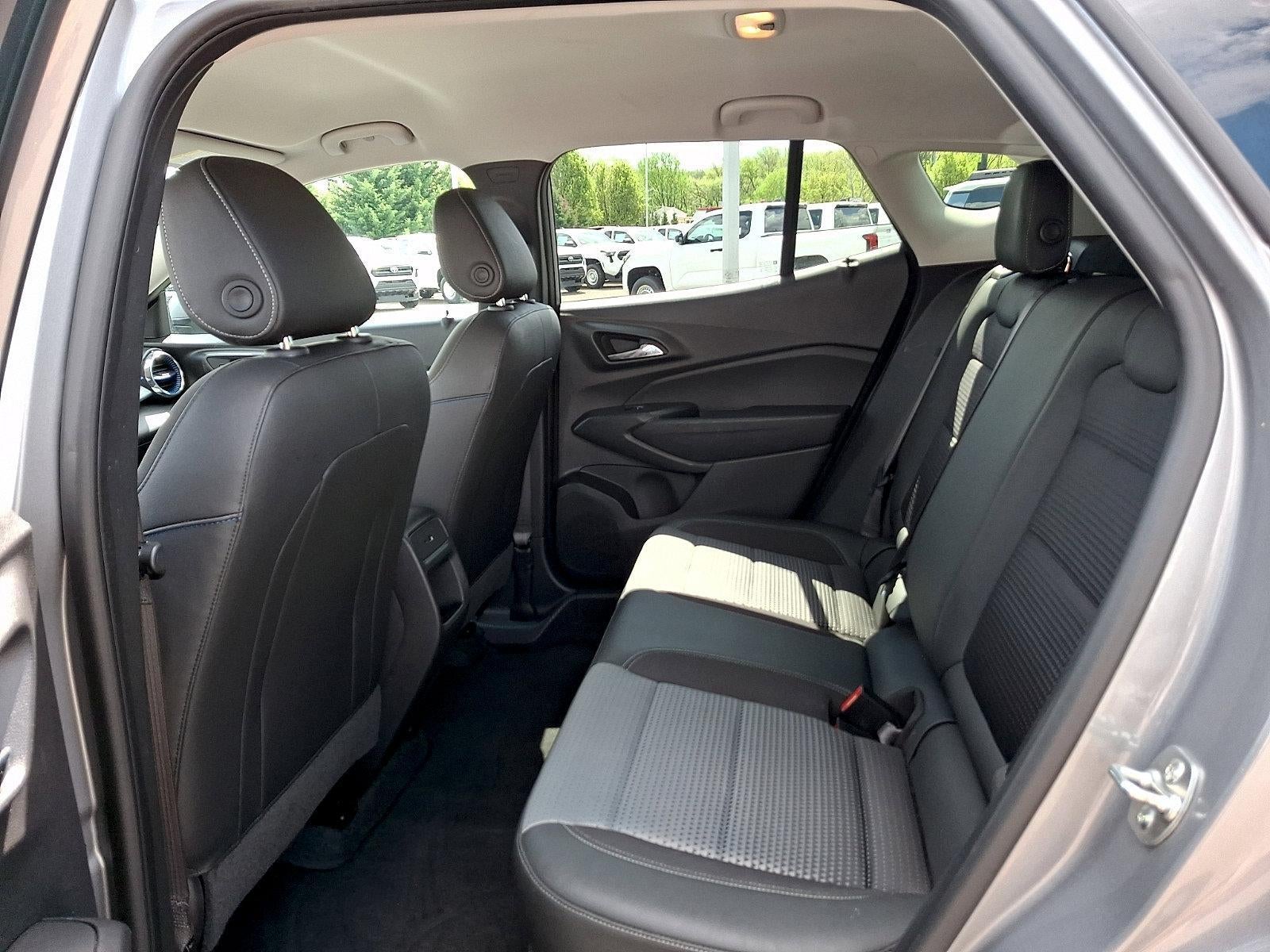 2025 Chevrolet Trax FWD 4dr LT