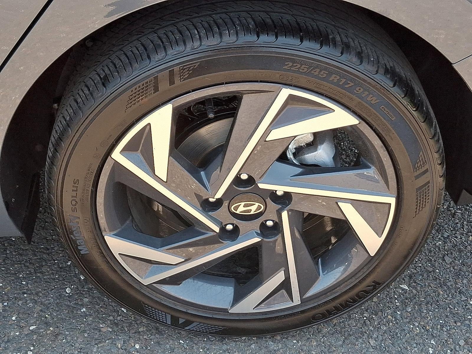2025 Hyundai ELANTRA SEL Sport IVT