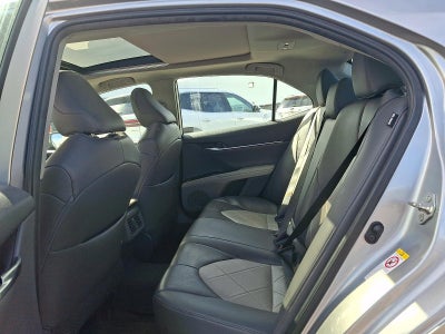 2019 Toyota Camry XLE Auto (SE)