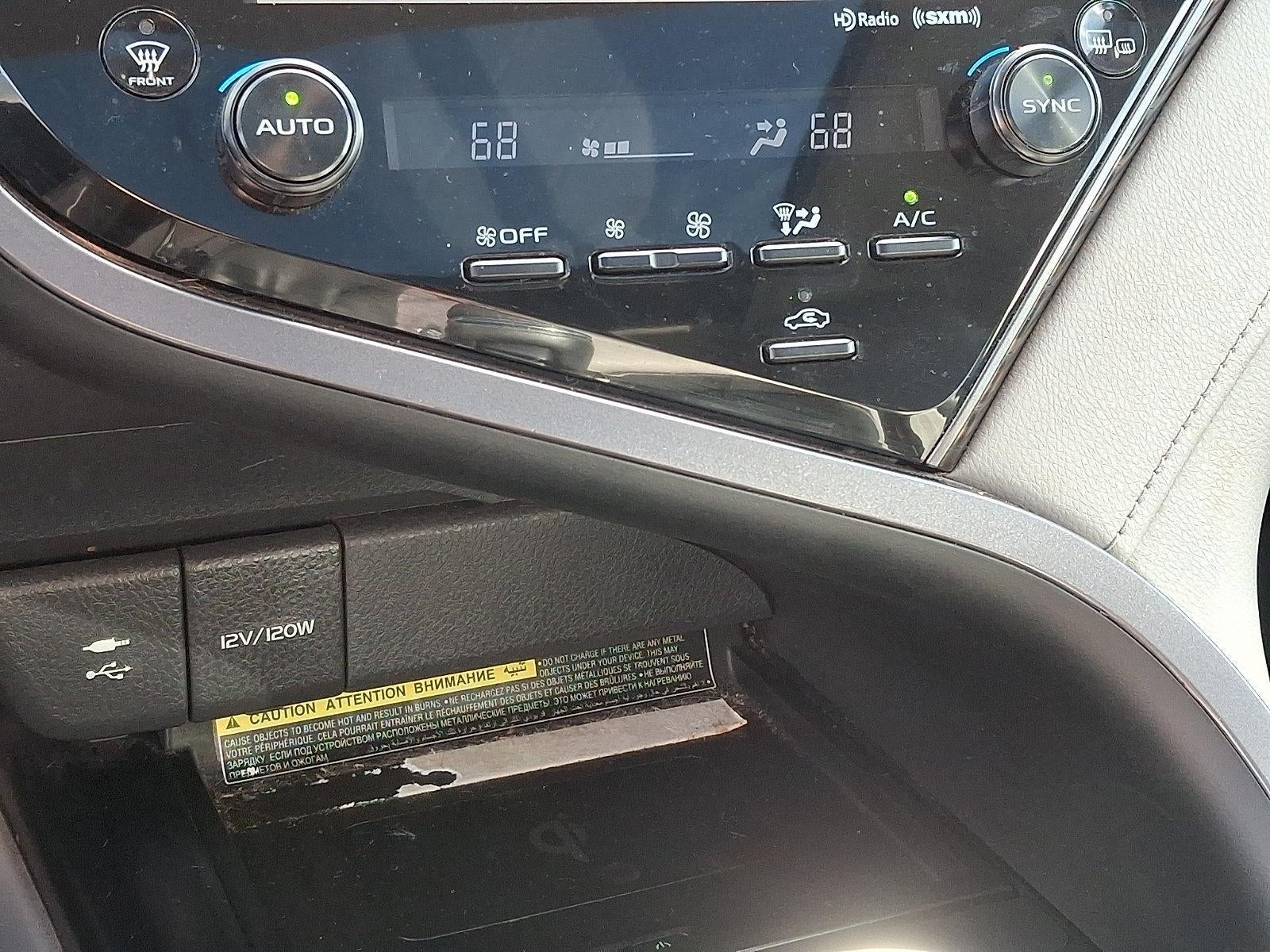 2019 Toyota Camry XLE Auto (SE)