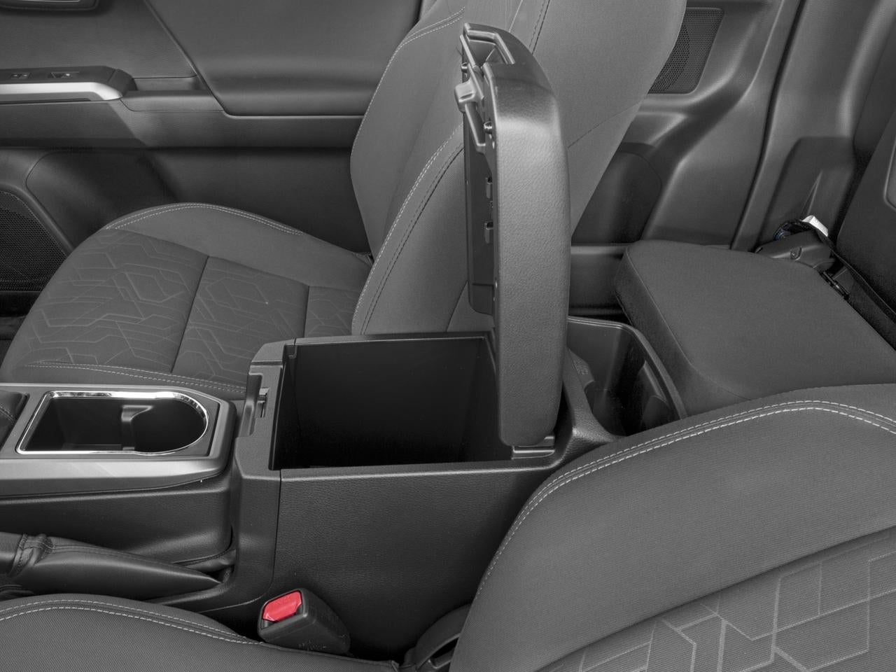 2016 Toyota Tacoma 4WD Access Cab Standard Bed V6 Manual TRD Sport (Natl)