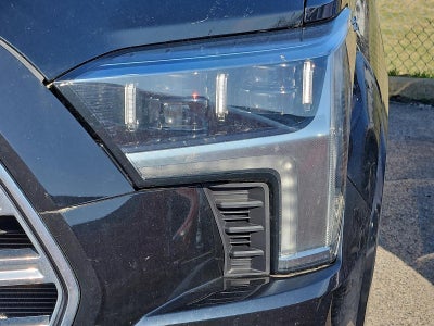 2024 Toyota Sequoia SR5 4WD (SE)