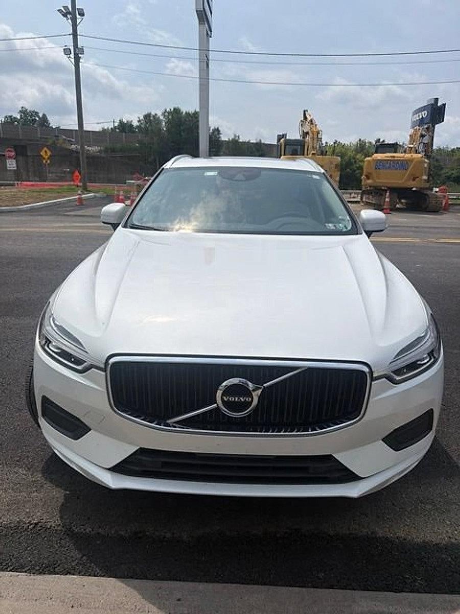 2019 Volvo XC60 T5 AWD Momentum