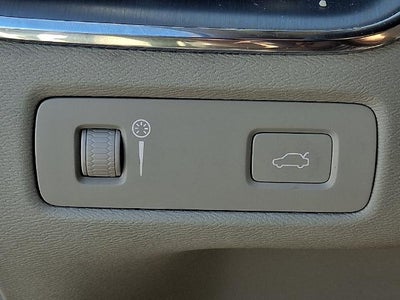 2019 Volvo XC60 T5 AWD Momentum
