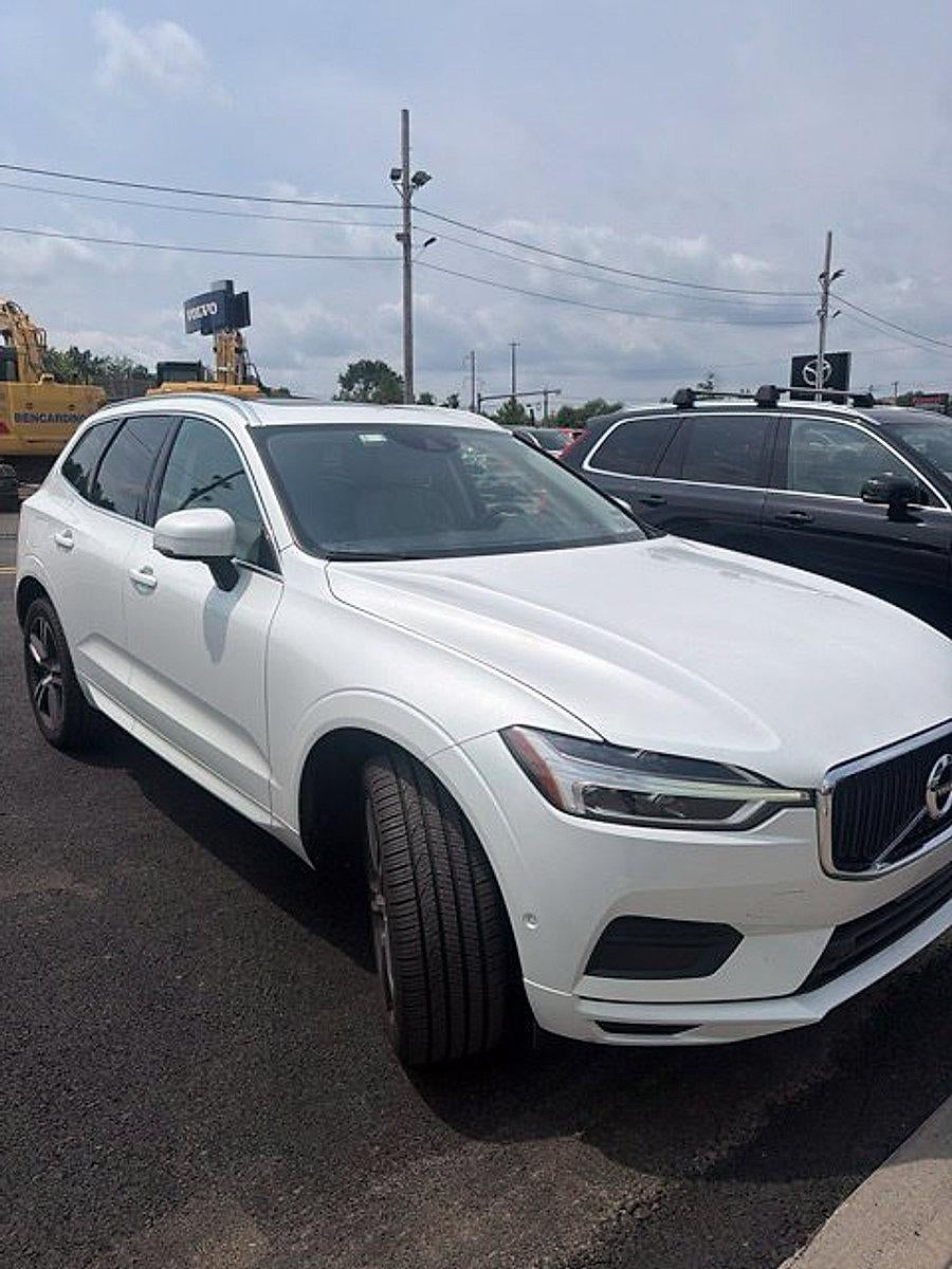 2019 Volvo XC60 T5 AWD Momentum