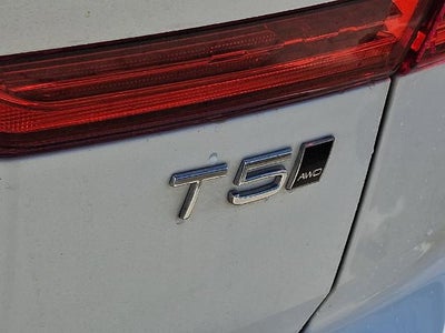 2019 Volvo XC60 T5 AWD Momentum