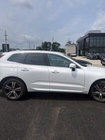 2019 Volvo XC60 T5 AWD Momentum