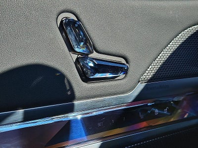 2024 BMW 740i xDrive Sedan