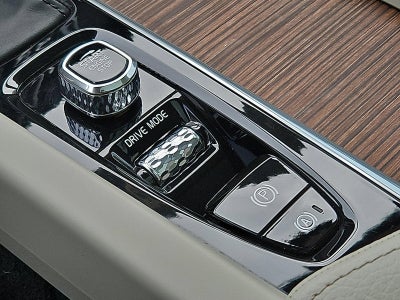 2021 Volvo XC60 T5 AWD Momentum